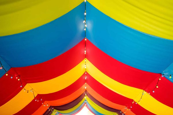 Voile d'ombrage : caractéristiques, avantages et utilisations du produit